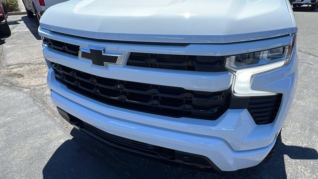 2024 Chevrolet Silverado 1500 RST 9