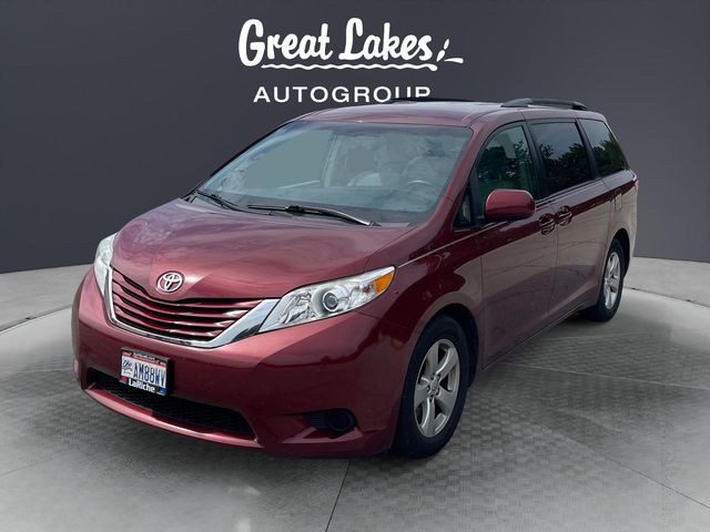 Salsa Red Pearl 2017 Toyota Sienna Minivan  8-Speed Automatic