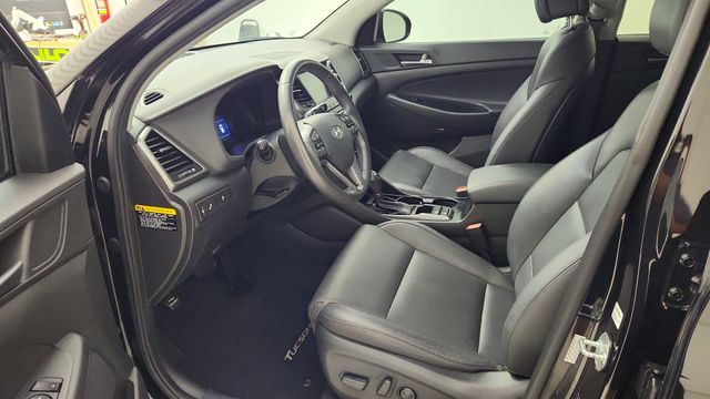 2017 Hyundai Tucson SE Plus Black at Martin Chrysler Dodge Jeep Ram