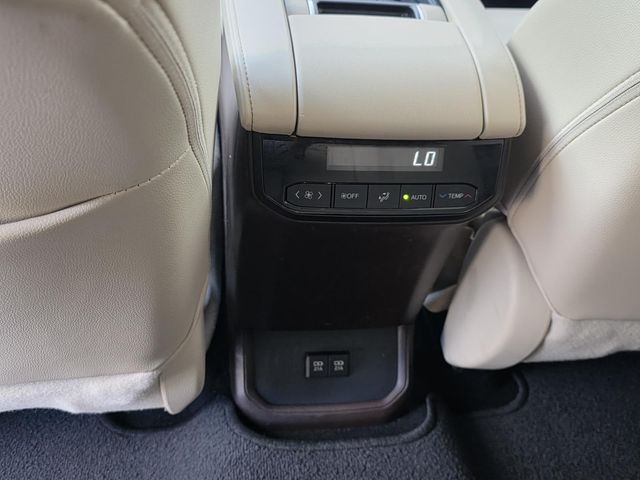 Used 2020 Toyota Highlander Hybrid SUV