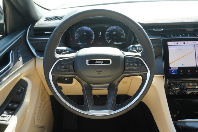 New 2025 Jeep Grand Cherokee L SUV
