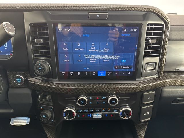 2025 Avalanche Ford Super Duty F-250 SRW Lariat 4X4 Truck