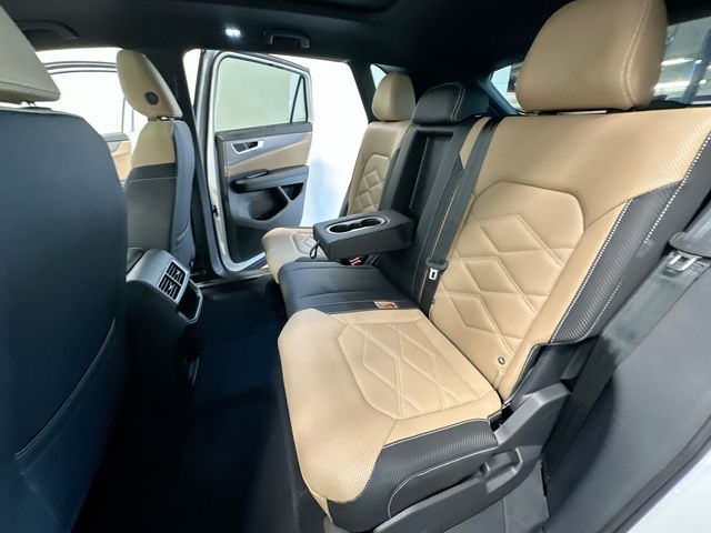 2026 Volkswagen Atlas Cross Sport 2.0T SE w/Technology White/off-white at Sutliff Volkswagen