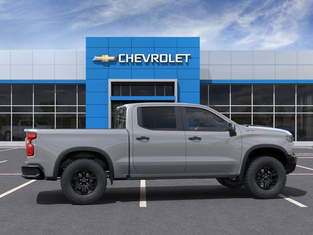 2025 Chevrolet Silverado 1500 ZR2 3