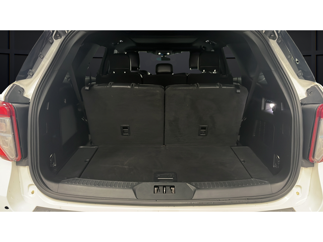 Used 2020 Star White Metallic Tri-Coat Ford ST image 9