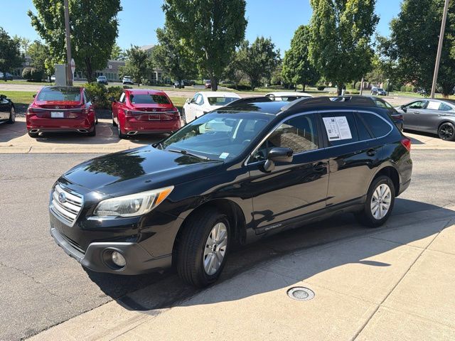 Used 2017 Black Subaru 2.5i Premium image 3