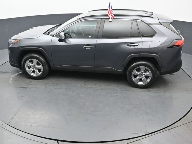 2022 Toyota RAV4 XLE 42