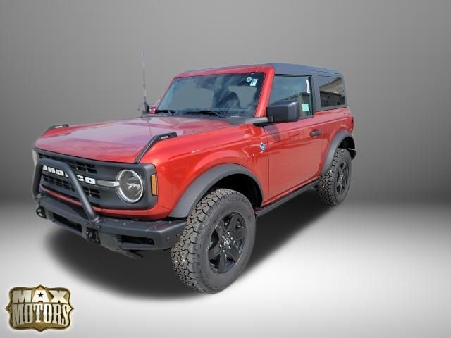 2024 Ford Bronco Black Diamond 3