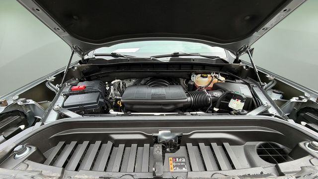 Used 2023 Silver GMC AT4X image 33