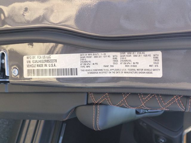 Used 2024 Gray Jeep Summit Reserve image 38