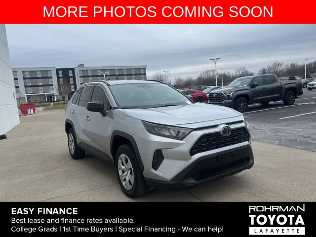 2020 Toyota RAV4 LE 3