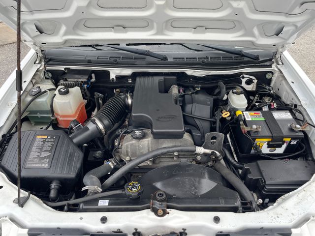 2012 Chevrolet Colorado LT - Summit White exterior view 19