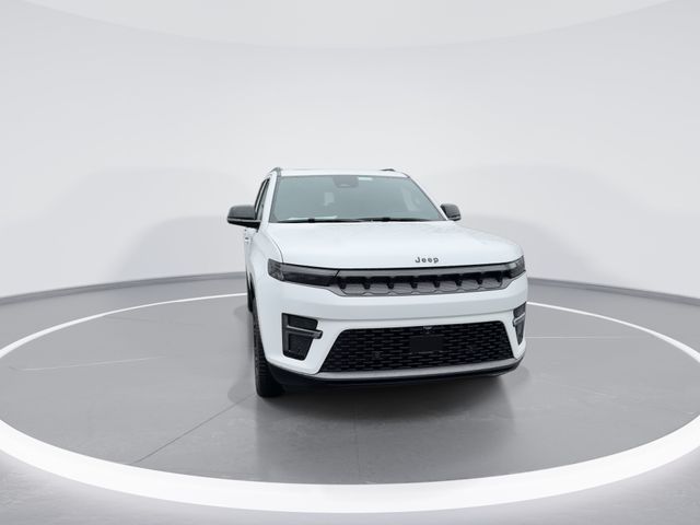 New 2026 Bright White Clear-Coat Exterior Paint Jeep Limited Reserve image 3