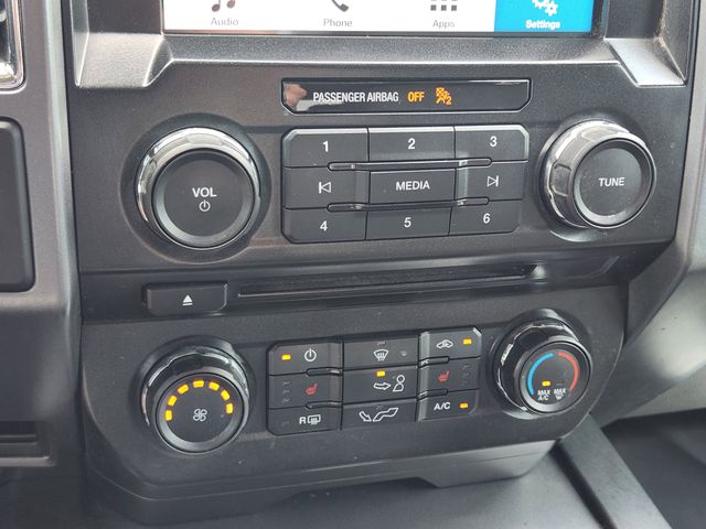 2016 Magnetic Metallic Ford F-150 XLT RWD Truck