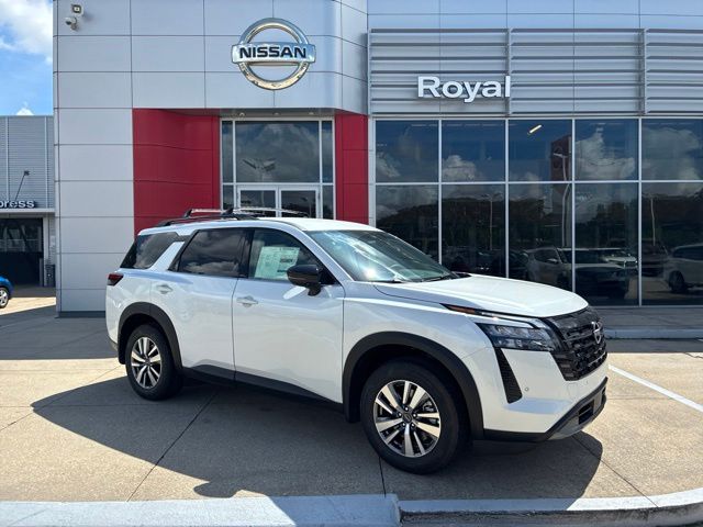 2026 Nissan Pathfinder SL White at Royal Nissan