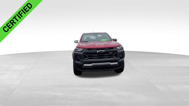 View vehicle photo 4