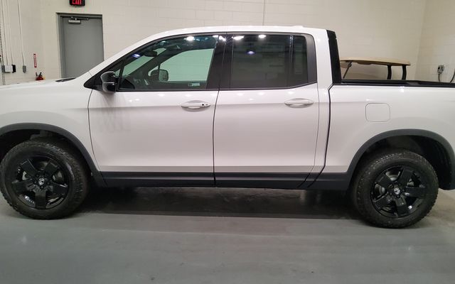 New 2026 White Honda Black Edition image 5