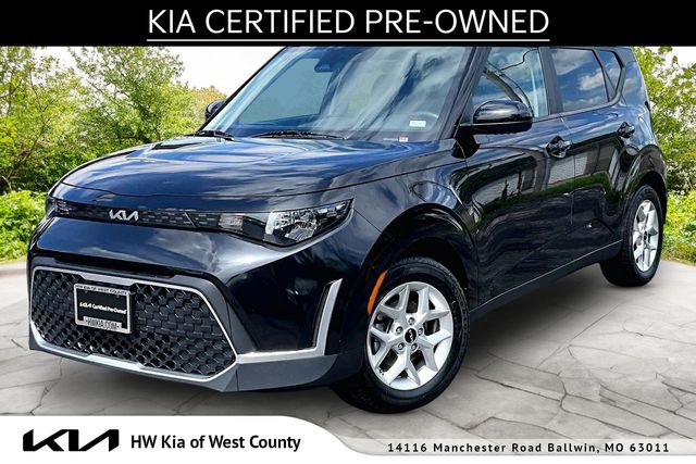 Fusion Black 2023 Kia Soul SUV / Crossover Front-Wheel Drive Continuously Variable Transmission