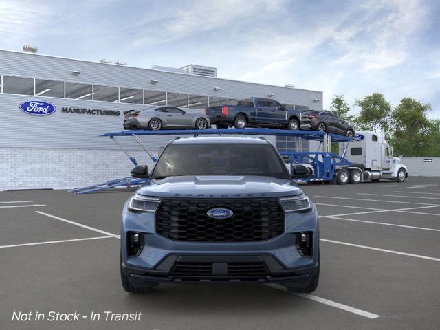 2025 Ford Explorer ST-Line 7