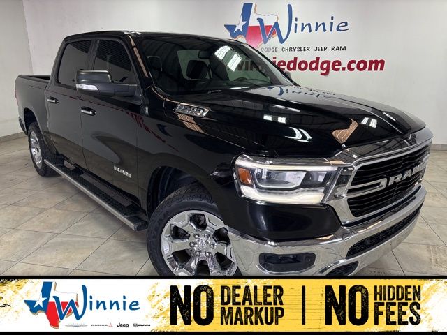 Diamond Black Crystal Pearlcoat 2019 RAM 1500 Big Horn Crew Cab RWD Pickup Truck 4X2 8-Speed Automatic
