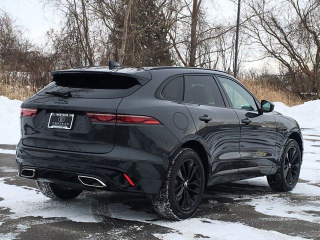 2024 Jaguar F-PACE P400 R-Dynamic S 5