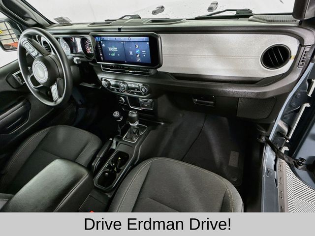 Used 2024 Jeep Wrangler SUV