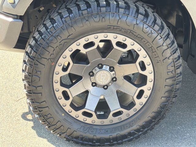 Used 2018  Ford Raptor image 17