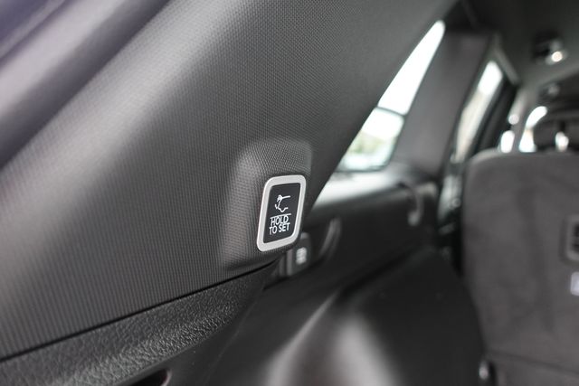 new 2025 Jeep Grand Cherokee car, priced at $37,275