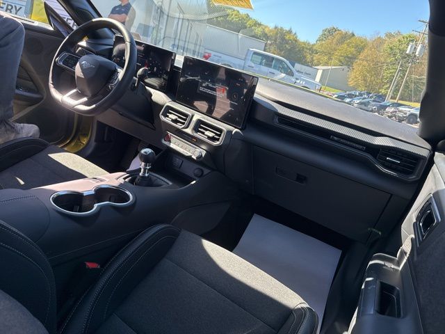 New 2025 Yellow Ford GT image 33