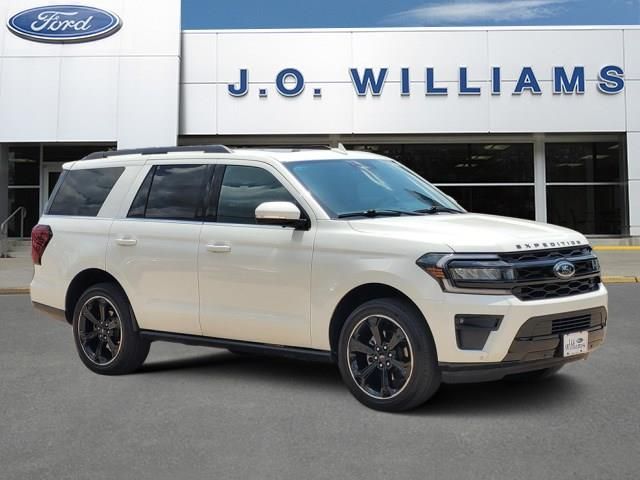White Metallic 2024 Ford Expedition SUV / Crossover 4X2 Automatic