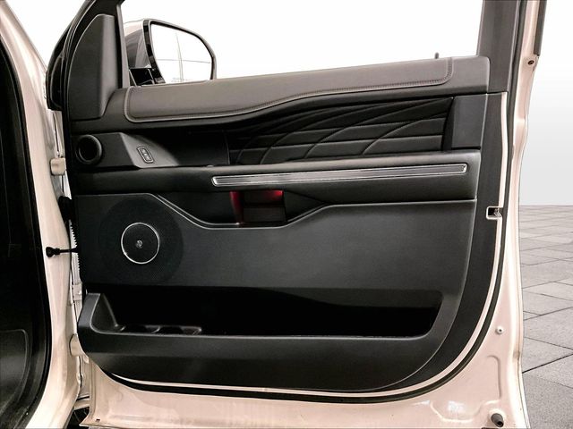 2019 Ford Expedition Platinum White at Luther Ford