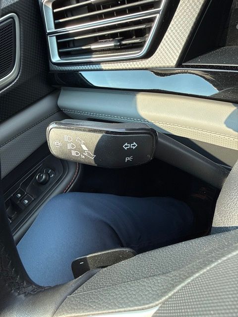 2024 Volkswagen Atlas 2.0T Peak Edition SE w/Technology Black at Sutliff Volkswagen