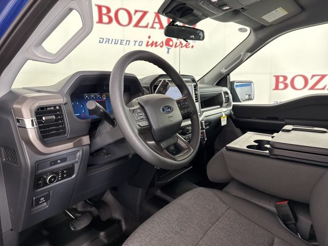 2025 Atlas Blue Metallic Ford F-150 XL 4X4 Truck
