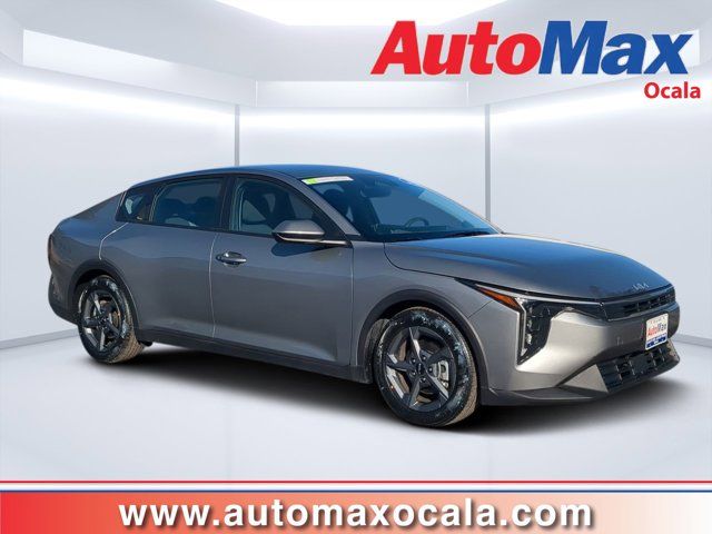 2025 Kia K4 LXS FWD