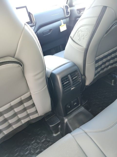 New 2026 White Ford Badlands image 32