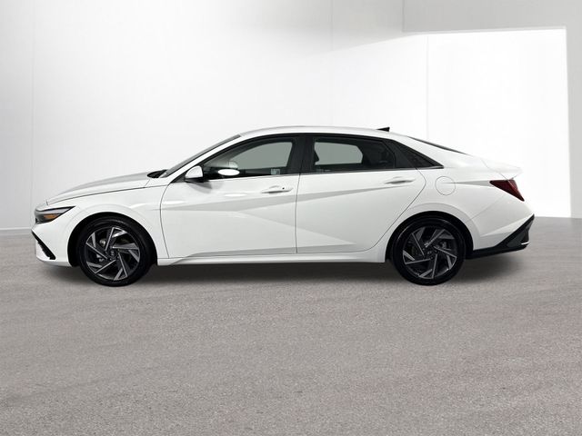 Used 2025 Hyundai Elantra For Sale in Indianapolis, IN