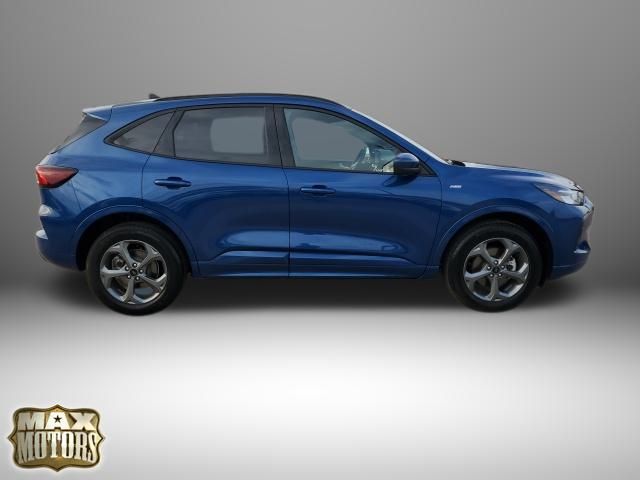 2023 Ford Escape ST-Line Select 2