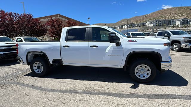 2024 Chevrolet Silverado 3500HD Work Truck 2