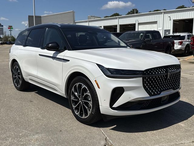2024 Lincoln Nautilus Reserve