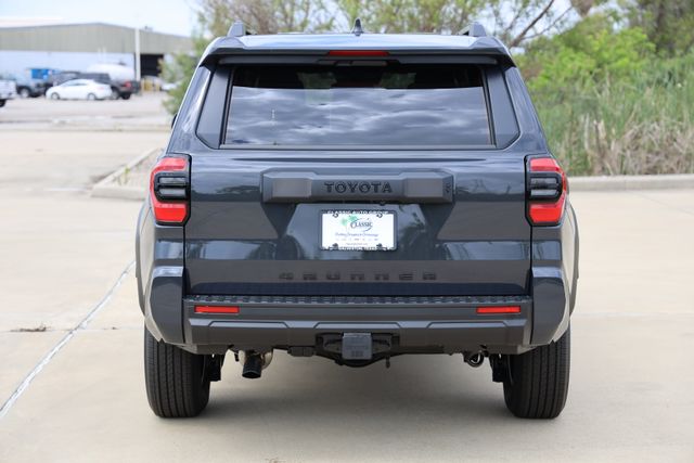 2026 Toyota 4Runner SR5 - 6