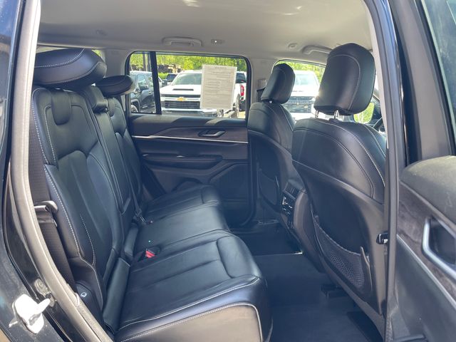 2023 Jeep Grand Cherokee Limited - Diamond Black exterior view 15