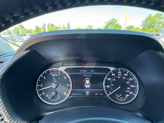 Used 2020 Rosewood Metallic Nissan SV image 3