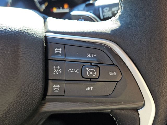 2026 Jeep Grand Cherokee L Laredo 4x4