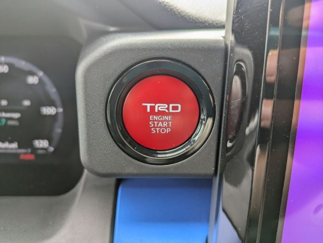 2024 Toyota Tacoma TRD Off-Road 21