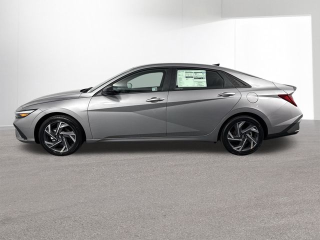 Used 2025 Hyundai Elantra Hybrid For Sale in Indianapolis, IN