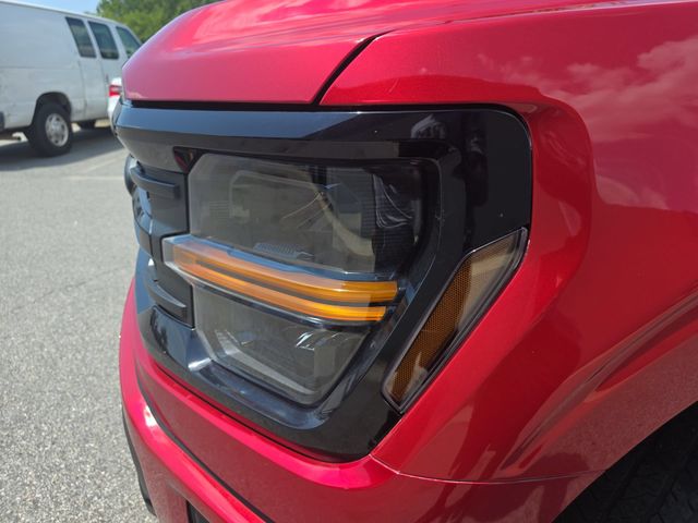 Used 2024 Rapid Red Metallic Tinted Clearcoat Ford XLT image 32