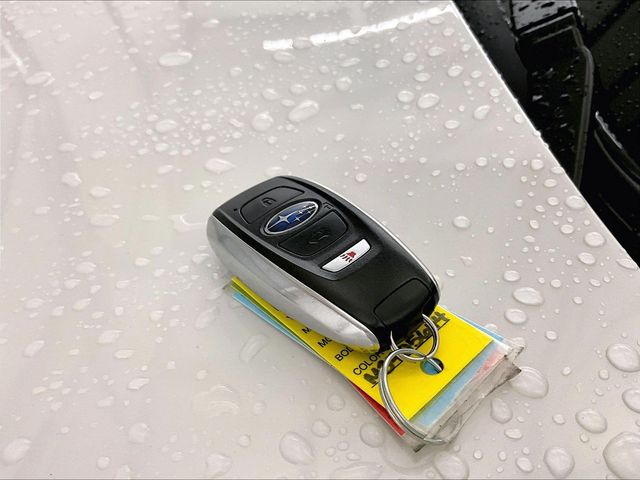 2021 Subaru Ascent Limited White at Sutliff Volkswagen