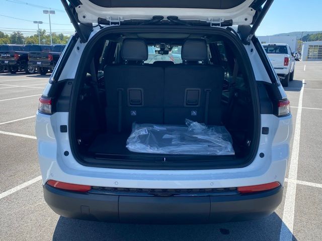 new 2025 Jeep Grand Cherokee L car, priced at $42,121