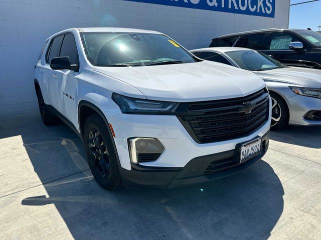 2022 Chevrolet Traverse LS 2