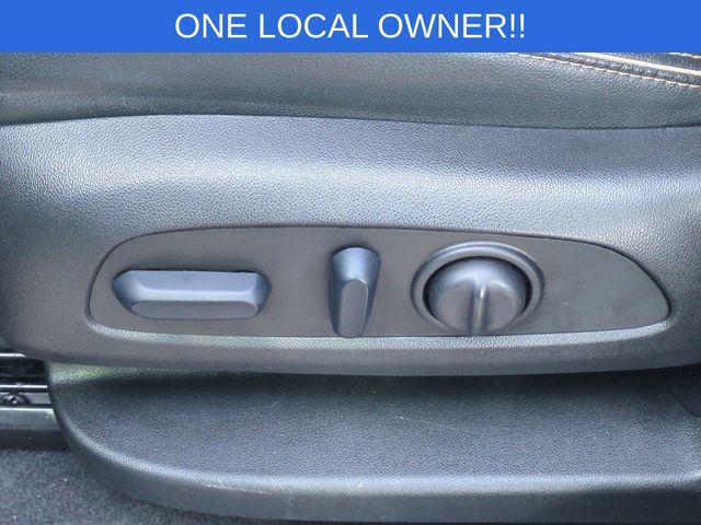 Used 2024 Silver GMC AT4 image 17